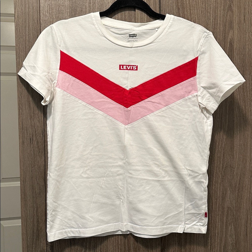 Levi's White Tee with Red and Pink Chevron